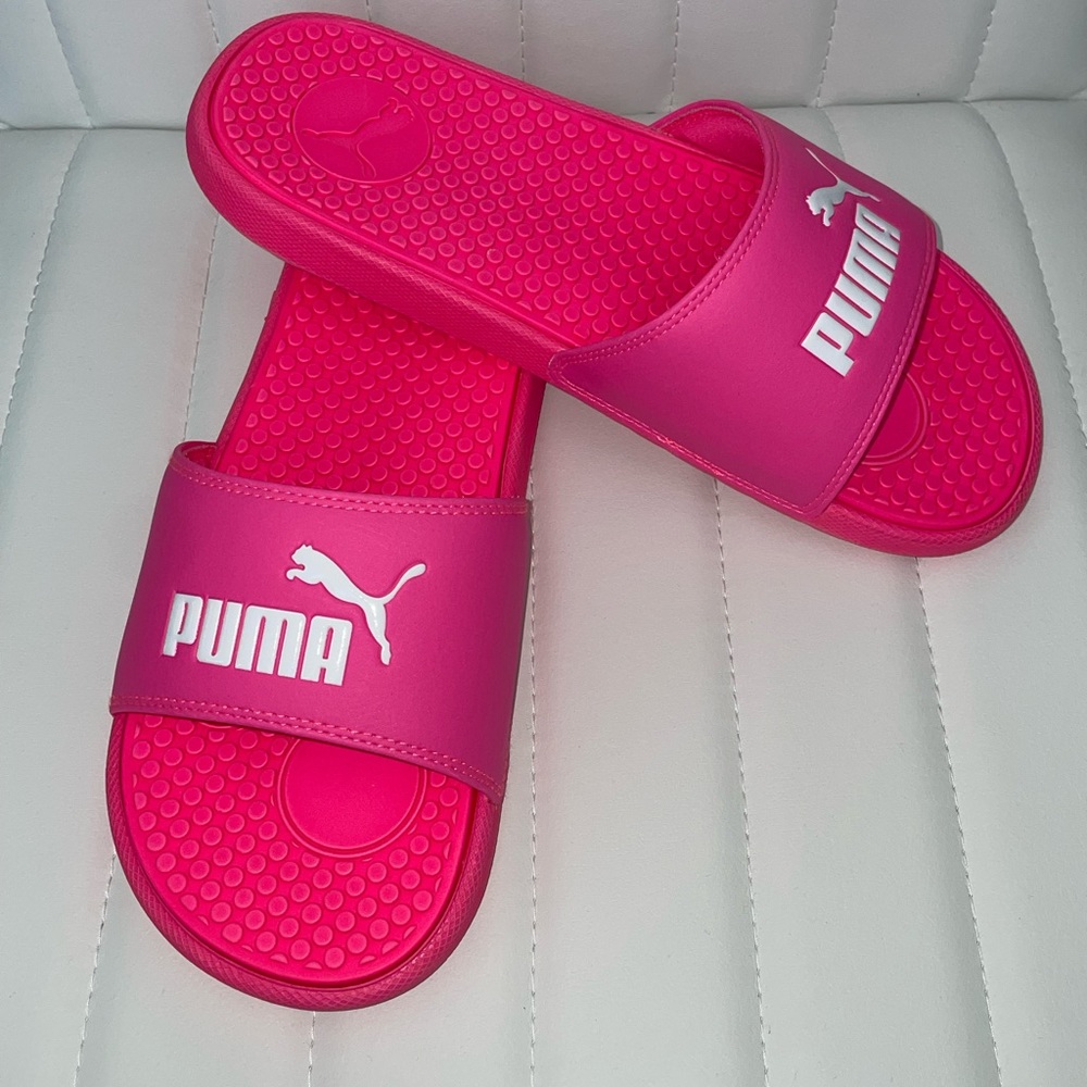 Cool Cat Women’s Slides